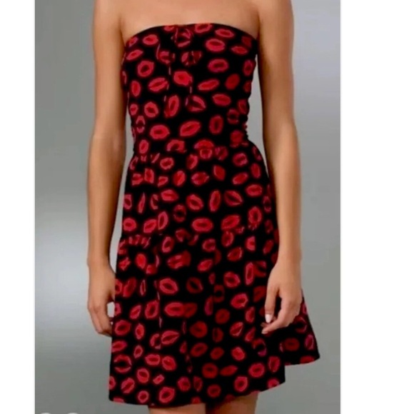 Marc by Marc Jacobs Pucker Up Strapless Dress Lips Print Navy & Red Sz Large NWT - Picture 2 of 15